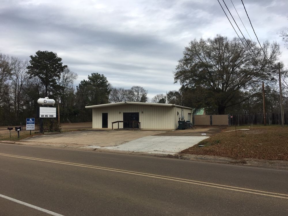 716 W Georgetown St, Crystal Springs, MS 39059